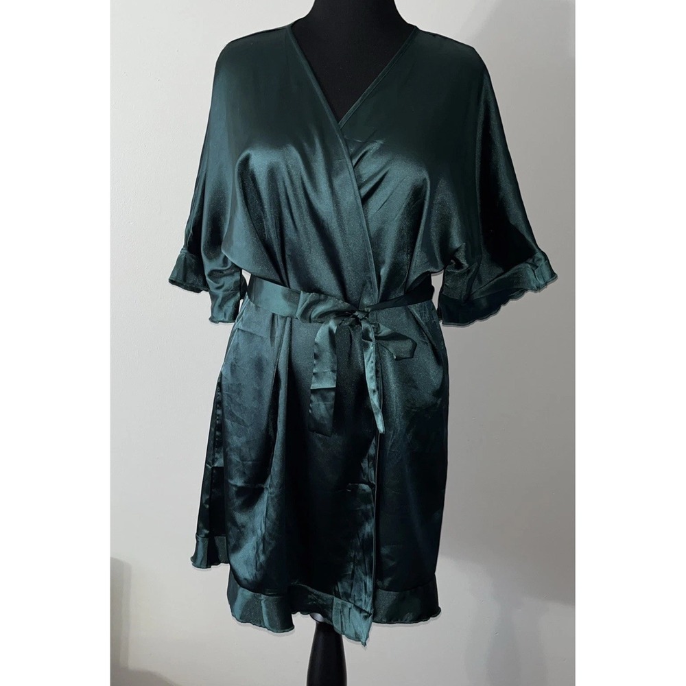 Women's Green‎ Satin Ruffle Short Sleeve Tie Robe Size M Feminine Delicate